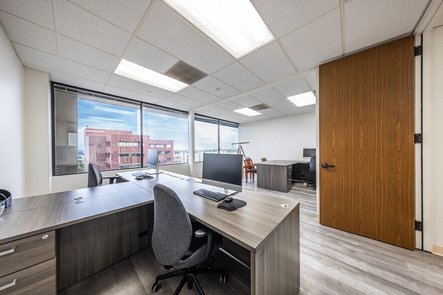 More Photos Of 11777 San Vicente Blvd, Los Angeles Office For Lease