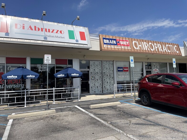 More Photos Of 508-516 S Elm St, Denton Storefront For Lease