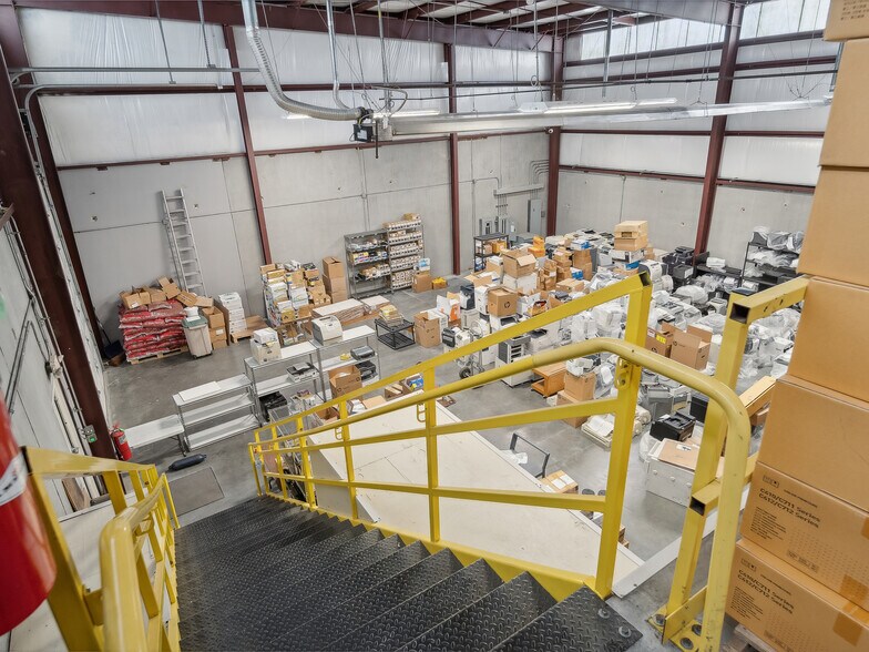 More Photos Of 2005 N Yellowood Ave, Broken Arrow Warehouse For Sale
