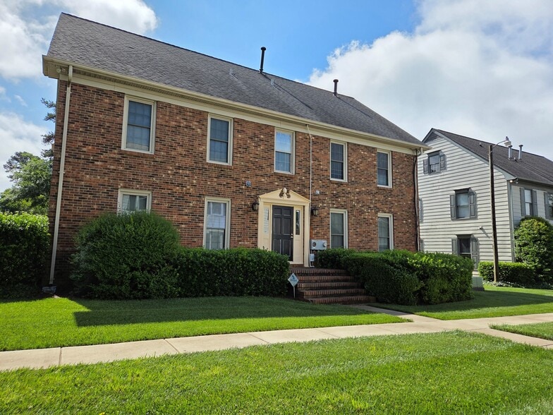 More Photos Of 5513 Monroe Rd, Charlotte Office Residential For Sale