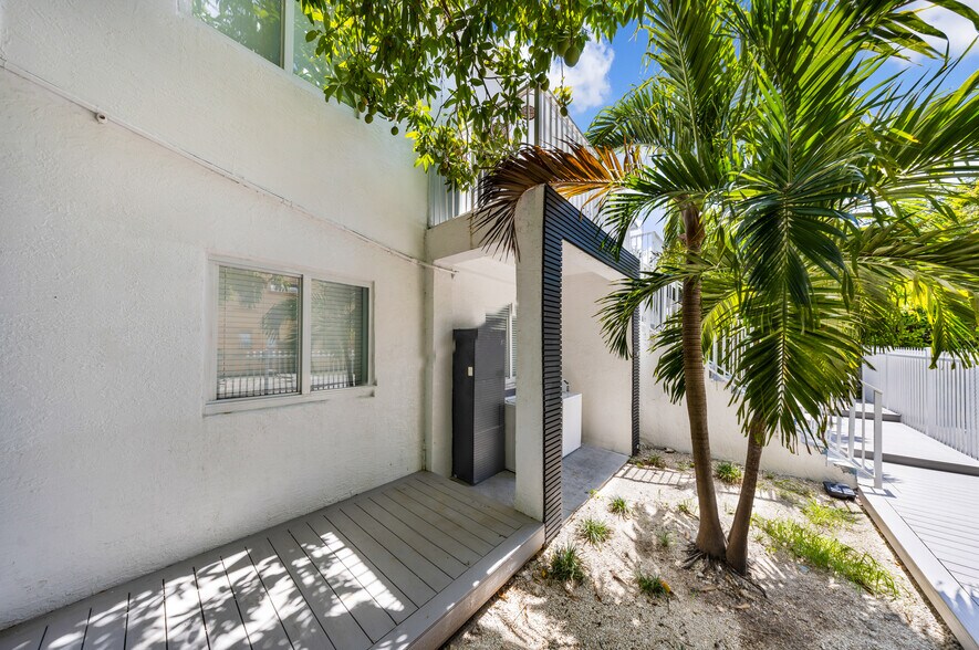More Photos Of 268 NW 34th St, Miami Apartments For Sale