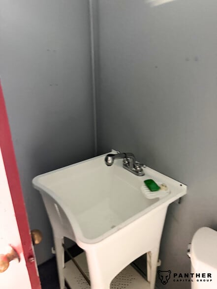 More Photos Of 5415 NW 15th St, Margate Warehouse For Sale