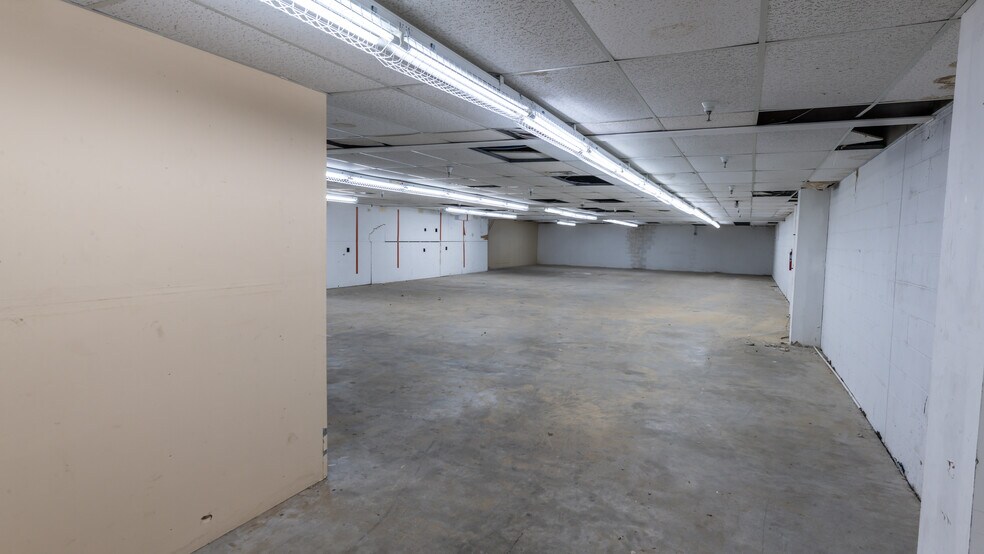 More Photos Of 4600 Hardy St, Hattiesburg Freestanding For Lease