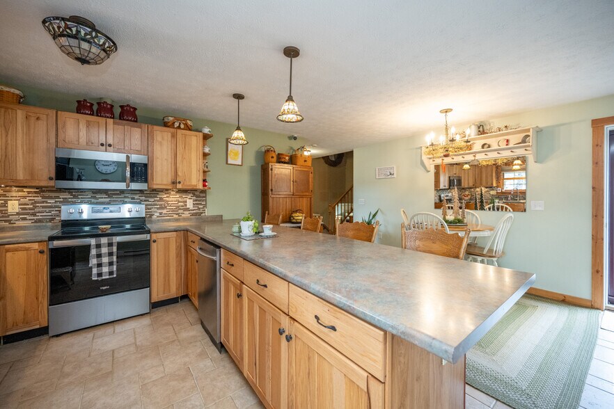 More Photos Of 17848 Garrett Hwy, Oakland Apartments For Sale