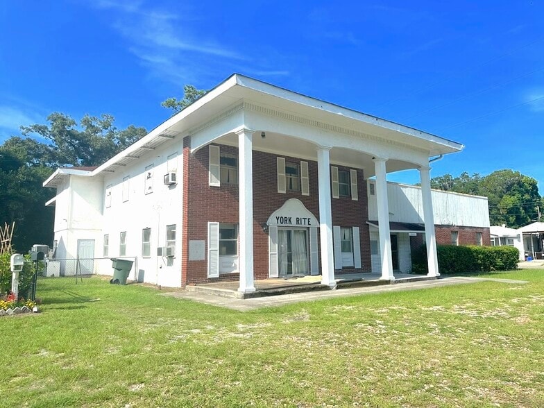 More Photos Of 2001 Derenne Ave, Savannah Lodge Meeting Hall For Sale