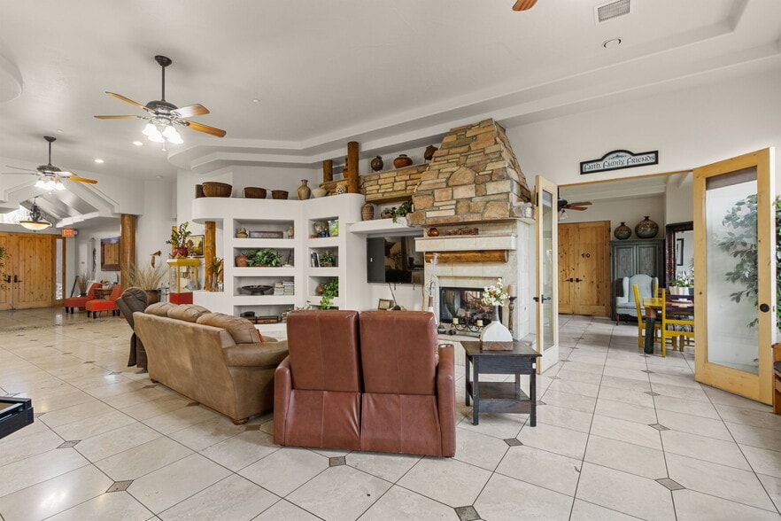 More Photos Of 10027 E Hillview St, Mesa Assisted Living For Sale
