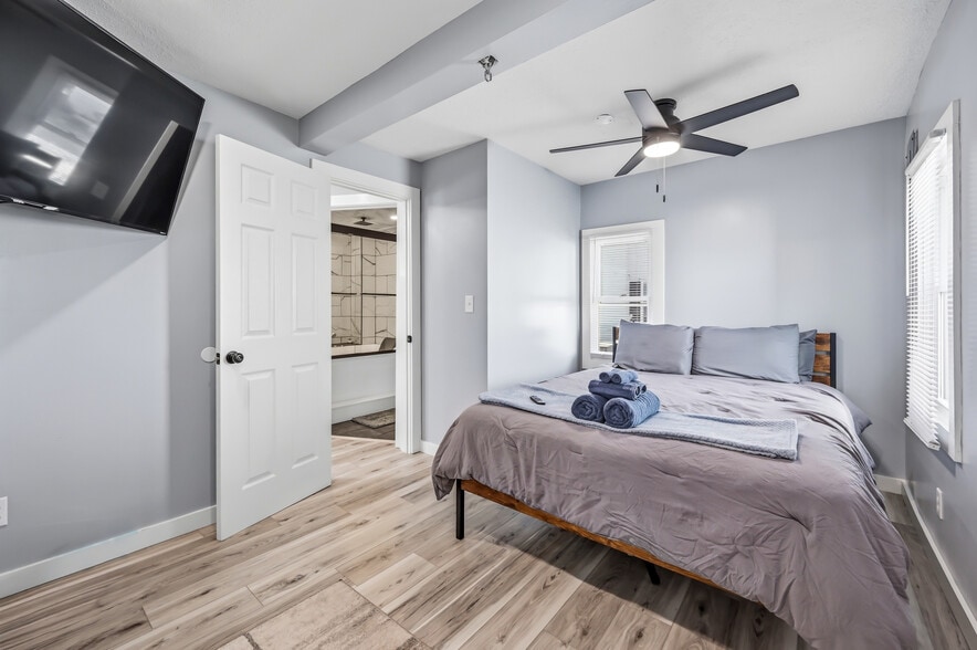 More Photos Of 5214 Old Lake Rd, Geneva Apartments For Sale