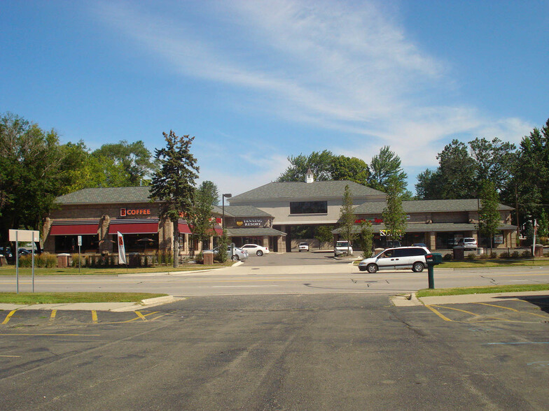 Primary Photo Of 37600-37644 Ford Rd, Westland Unknown For Lease