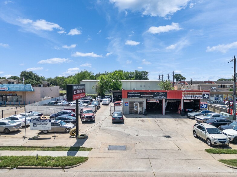 More Photos Of 10090 S Gessner Rd, Houston General Retail For Sale