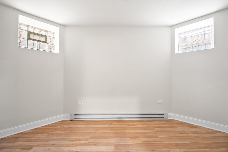 More Photos Of 4541 S Forrestville Ave, Chicago Multifamily For Sale