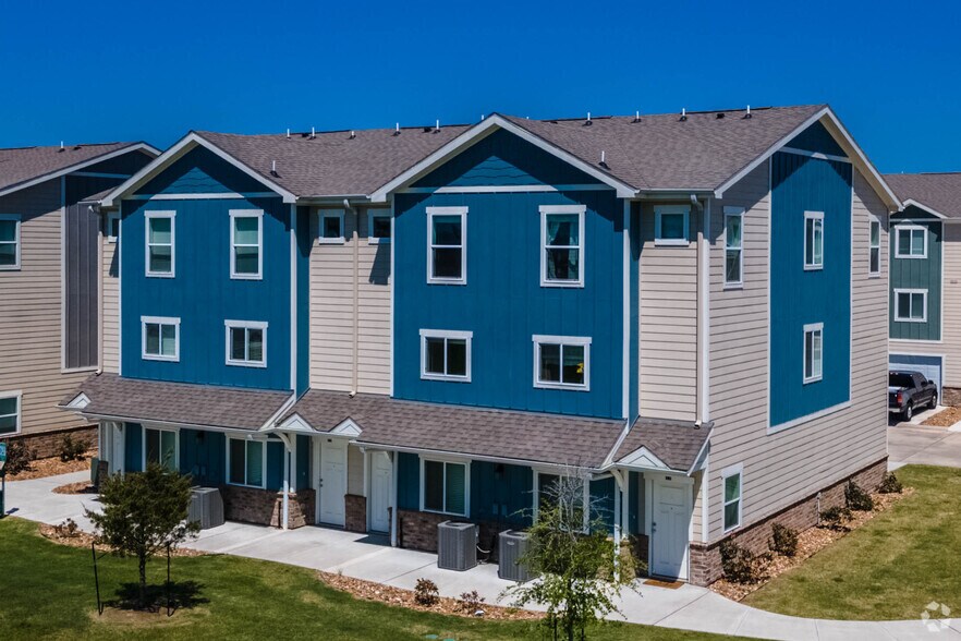 More Photos Of 21155 Gosling Rd, Spring Apartments For Sale