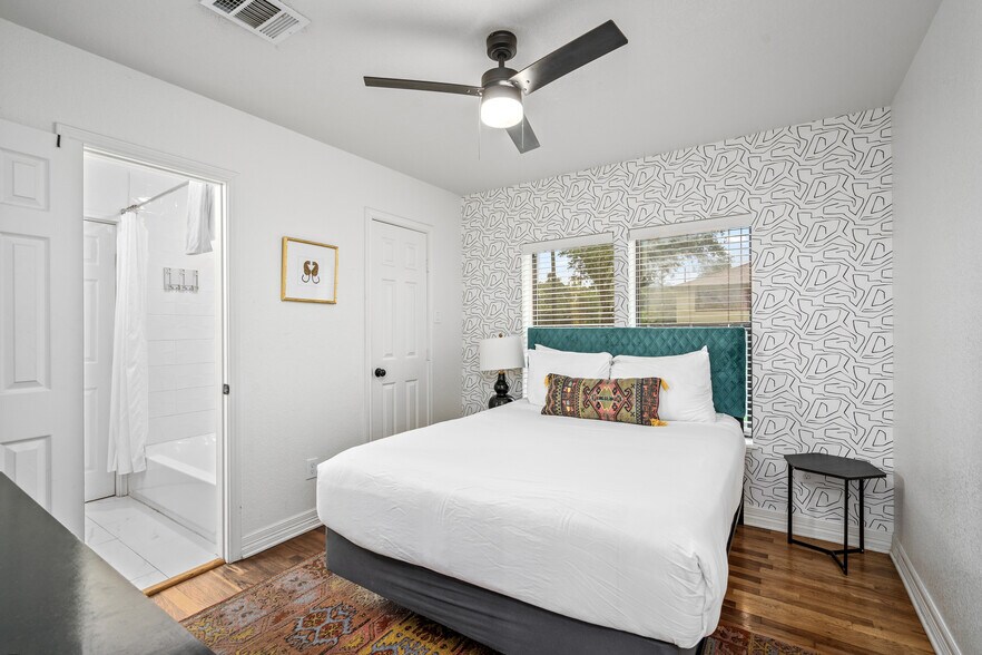 More Photos Of 3404 Rosedale St, Houston Multifamily For Sale
