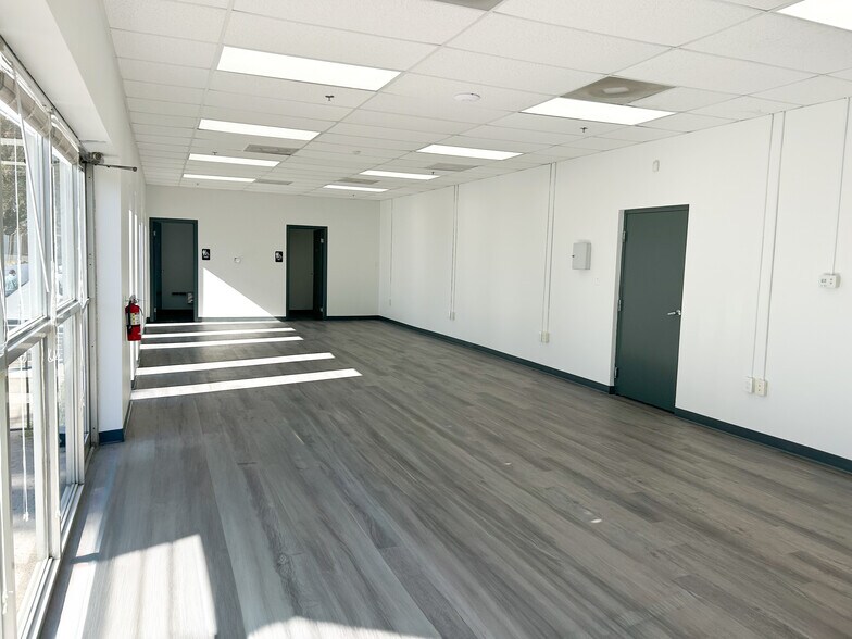 More Photos Of 4112 Joe St, Charlotte Warehouse For Lease