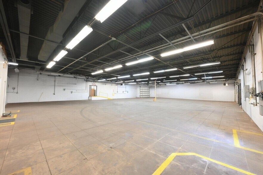 More Photos Of 425 N 3rd St, Allentown Warehouse For Lease
