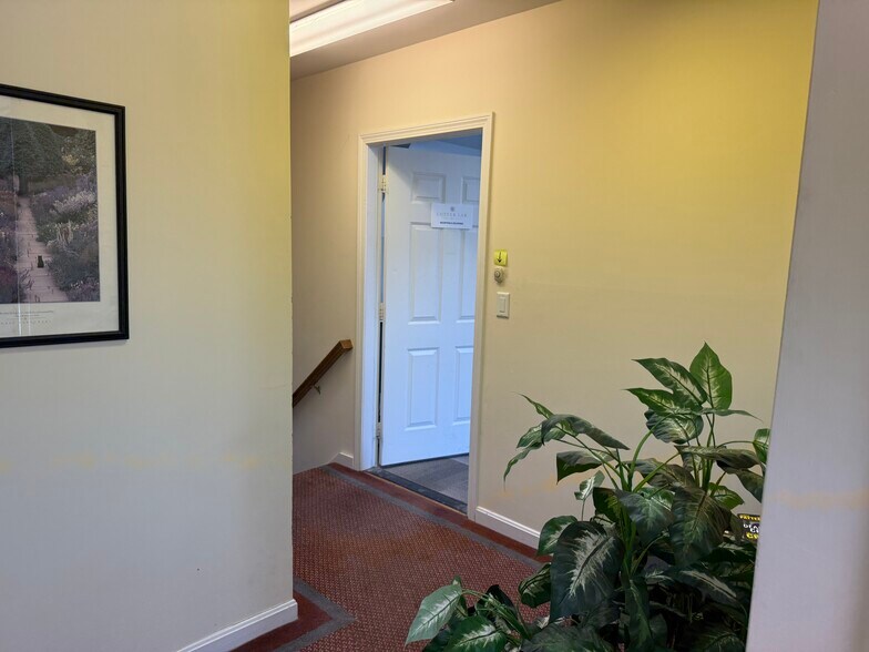 More Photos Of 434-440 Route 134, Dennis Medical For Sale