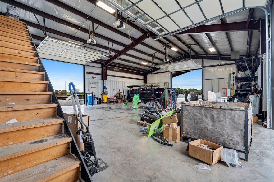 More Photos Of 538 Industrial Pk Acc rd, Trumann Flex For Lease