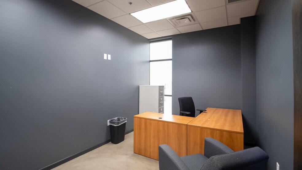 More Photos Of 7389 Airport View Dr SW, Rochester Office For Lease