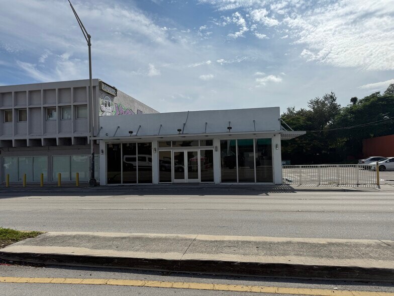 More Photos Of 69 NW 27th Ave, Miami Storefront Retail Office For Sale