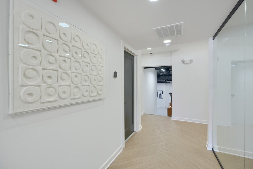 More Photos Of 5700 Smith Ave, Baltimore Loft Creative Space For Lease