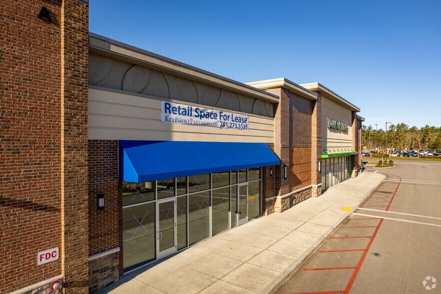 More Photos Of 2419 Cranberry Hwy, Wareham Unknown For Lease