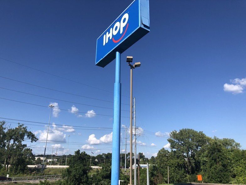 More Photos Of 5420 Target Dr, Antioch Restaurant For Sale