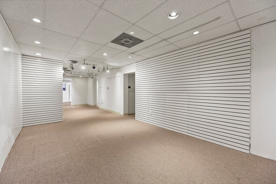 More Photos Of 1311 East St, Pittsfield Warehouse For Sale