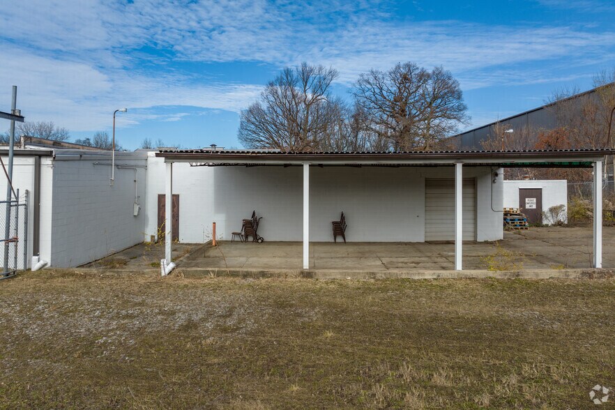 More Photos Of 1045 Eagon St, Barberton Manufacturing For Sale