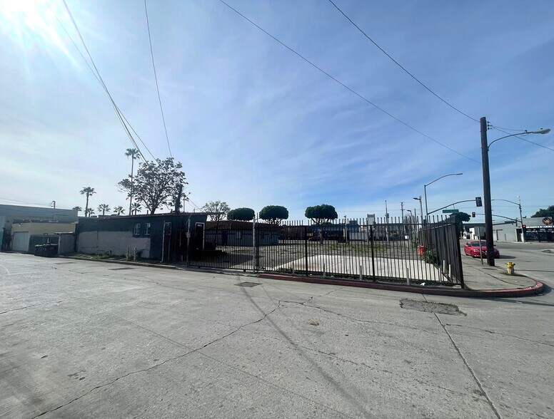 More Photos Of 310 N Long Beach Blvd, Compton Storefront Retail Office For Sale