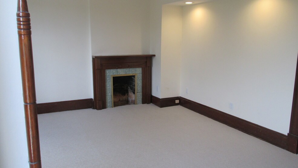 More Photos Of 6111 Madison Rd, Cincinnati Office Residential For Sale