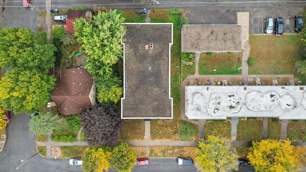 More Photos Of 1631 Charles Ave, Saint Paul Apartments For Sale