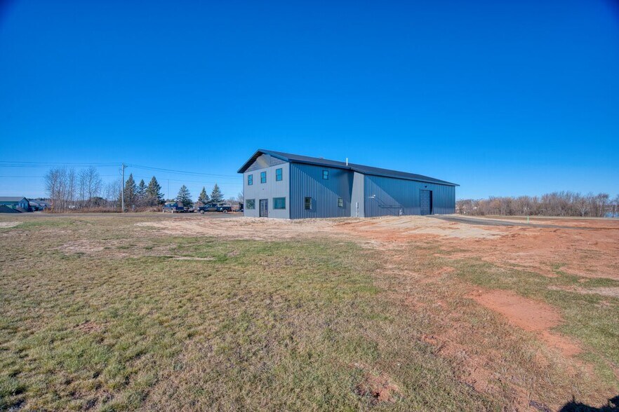 More Photos Of 126 Iron Dr, Chisholm Industrial For Sale