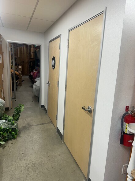 More Photos Of 17932 Sky Park Cir, Irvine Light Manufacturing For Lease