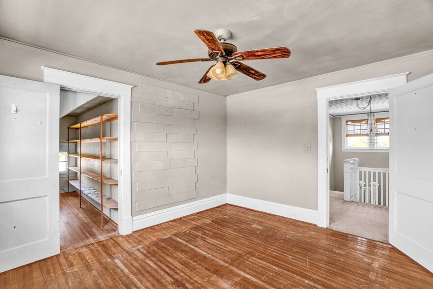 More Photos Of 206 E Main St, Jamestown Office For Sale