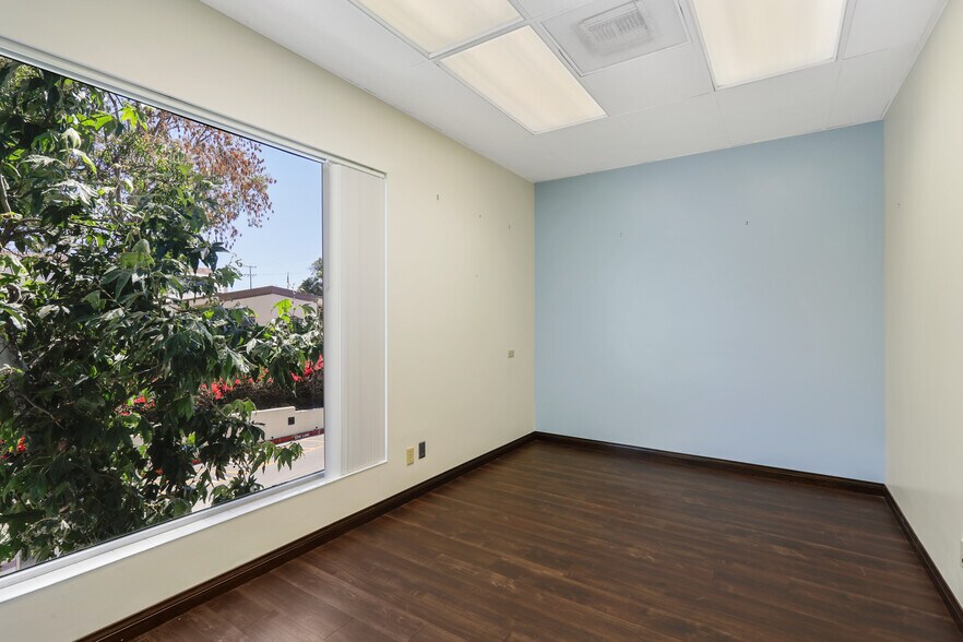 More Photos Of 1760 Termino Ave, Long Beach Medical For Lease