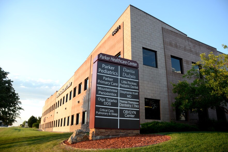 More Photos Of 10371 Parkglenn Way, Parker Medical For Lease