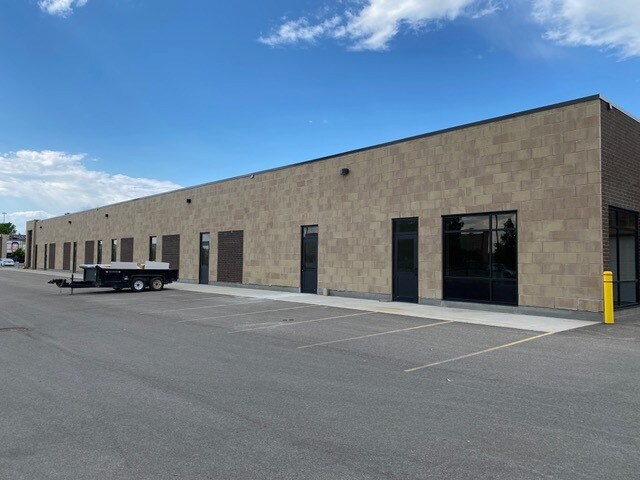 Primary Photo Of 747 Silver Seven Rd, Ottawa Storefront For Sale