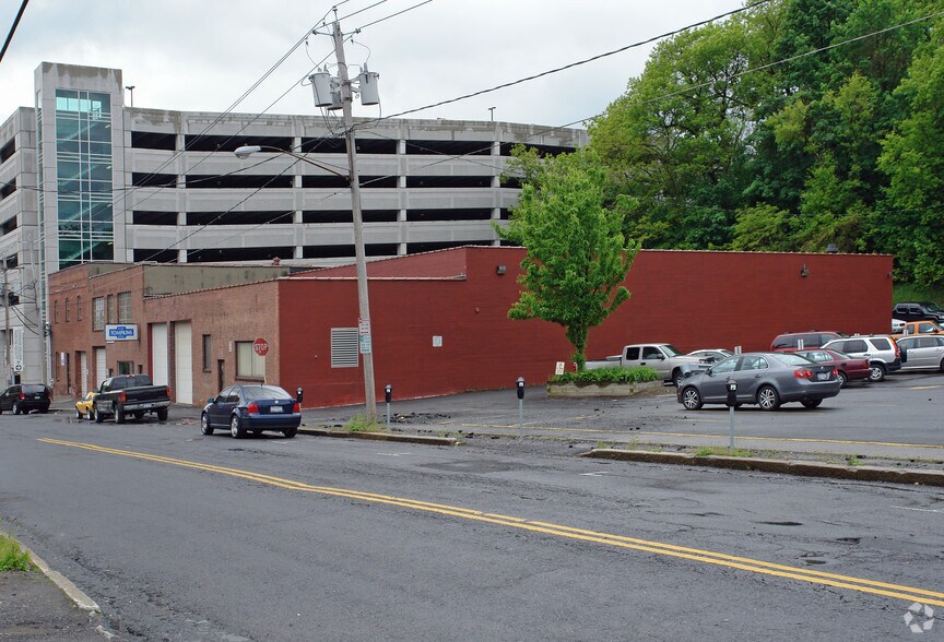 More Photos Of 124 Sheridan Ave, Albany Manufacturing For Sale