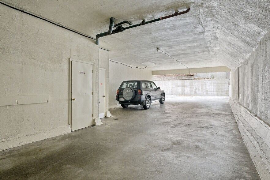 More Photos Of 447 34th Ave, San Francisco Apartments For Sale