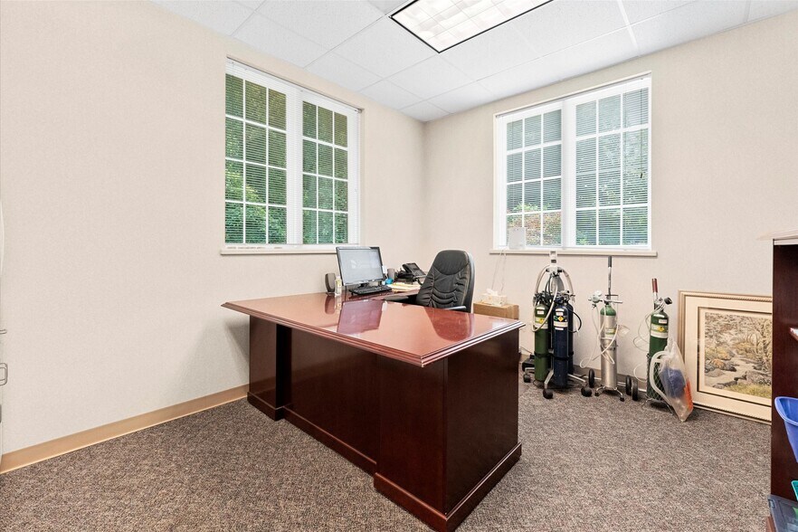 More Photos Of 1146 N New Hope Rd, Gastonia Medical For Sale