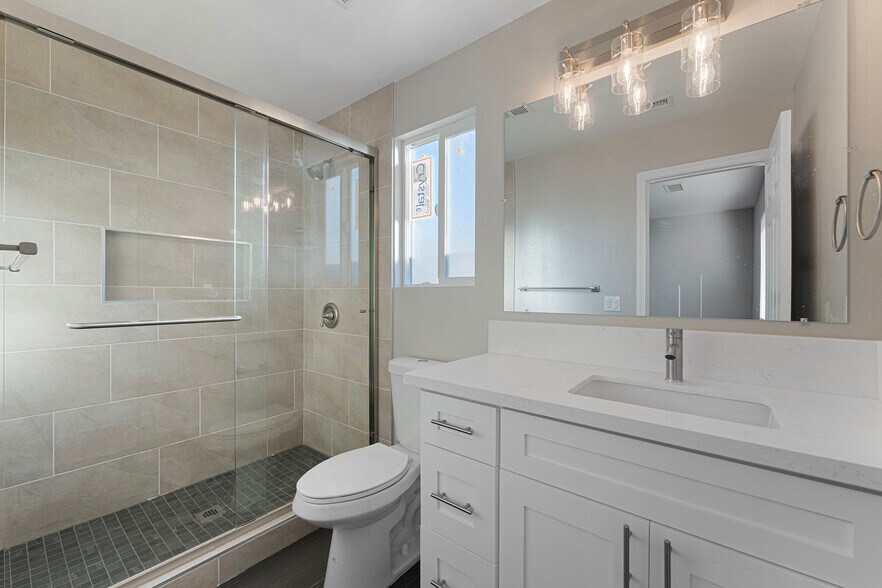 More Photos Of 805 S 10th St, Montebello Multifamily For Sale