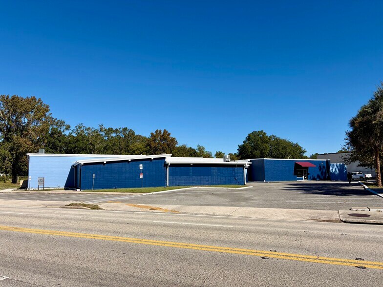 Primary Photo Of 5299 Saint Augustine Rd, Jacksonville Manufacturing For Lease