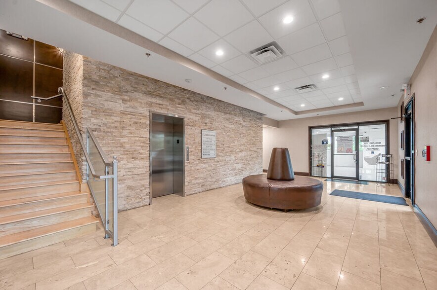 More Photos Of 1502 Oxford Dr, Georgetown Medical For Lease