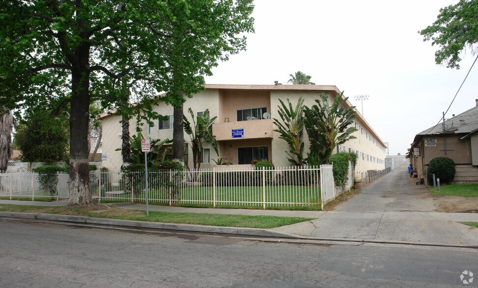 More Photos Of 14643 Blythe St, Panorama City Apartments For Sale