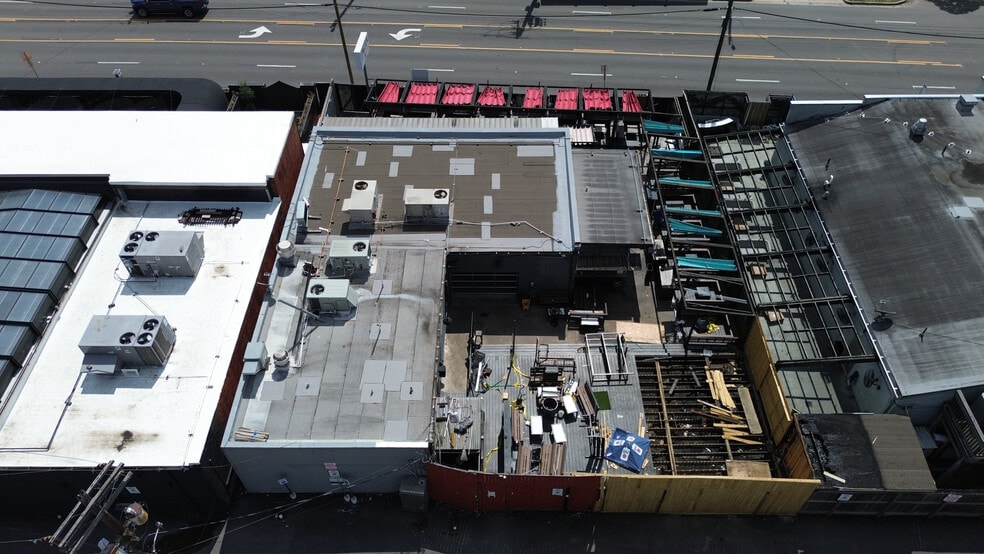 More Photos Of 5110 Washington Ave, Houston Storefront For Lease