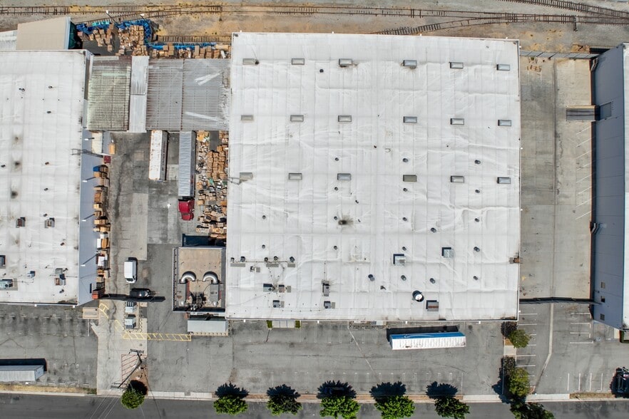 More Photos Of 14263 Gannet St, La Mirada Manufacturing For Lease