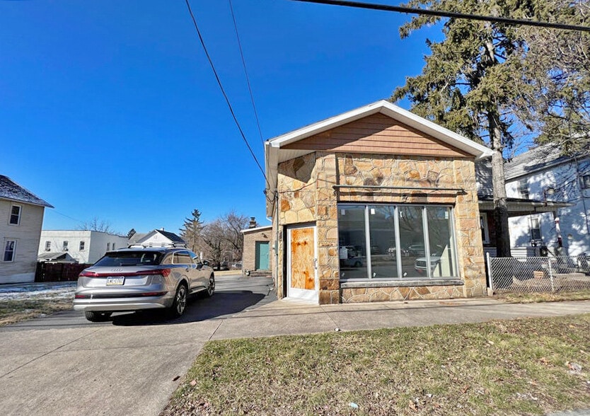 More Photos Of 1365 Wyoming Ave, Scranton Freestanding For Sale