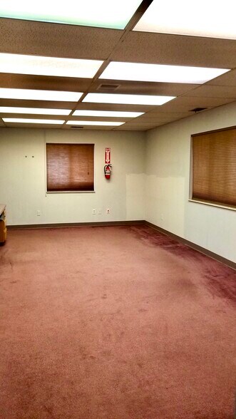 More Photos Of 3110 Davenport Ave, Saginaw Medical For Sale