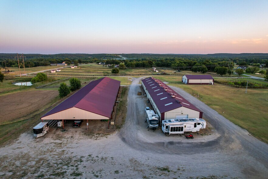 More Photos Of 5871 Roper Rd, Sperry Land For Sale