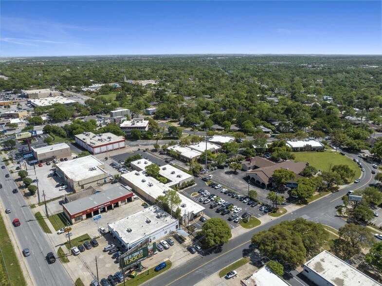 More Photos Of 4419 Frontier Trl, Austin Medical For Lease