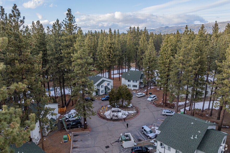 More Photos Of 3431 Spruce Ave, South Lake Tahoe Apartments For Sale